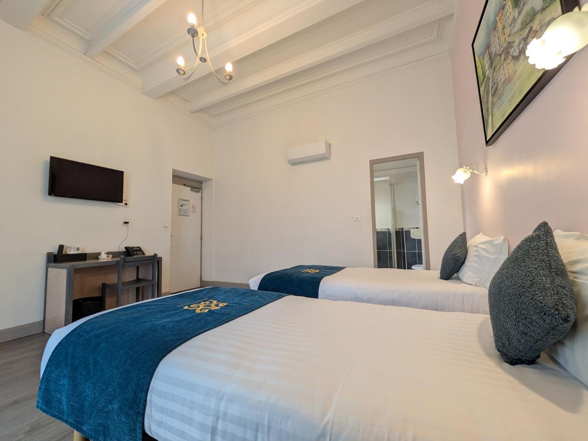 Will'S Hotel Narbonne Buitenkant foto